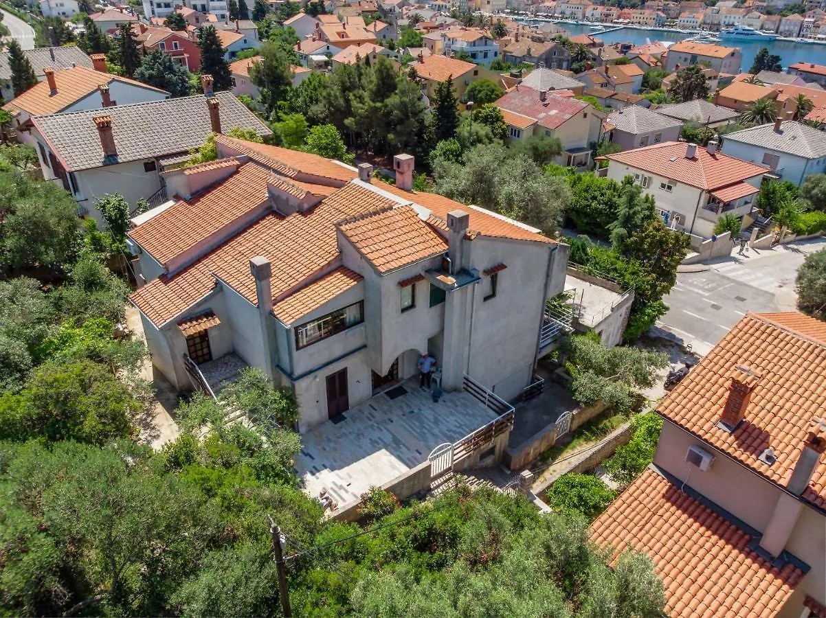 Apartments Mirella Mali Losinj